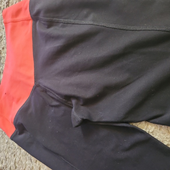 Nike dri-fit size S - Picture 7 of 9